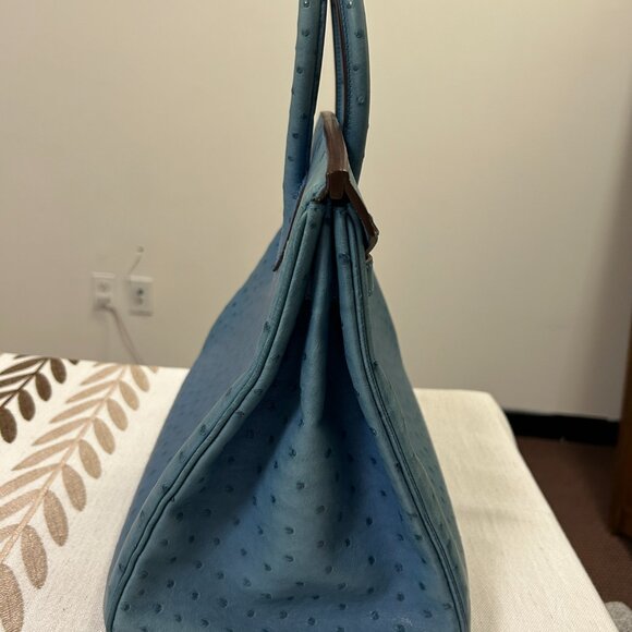 Hermes Blue Ostrich Leather Birkin 35 Bag (Sun Bleaching) - Picture 4 of 16